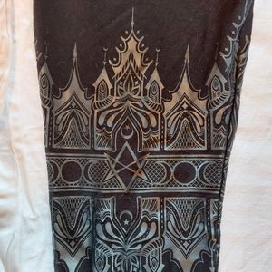 Killstar black leggings.